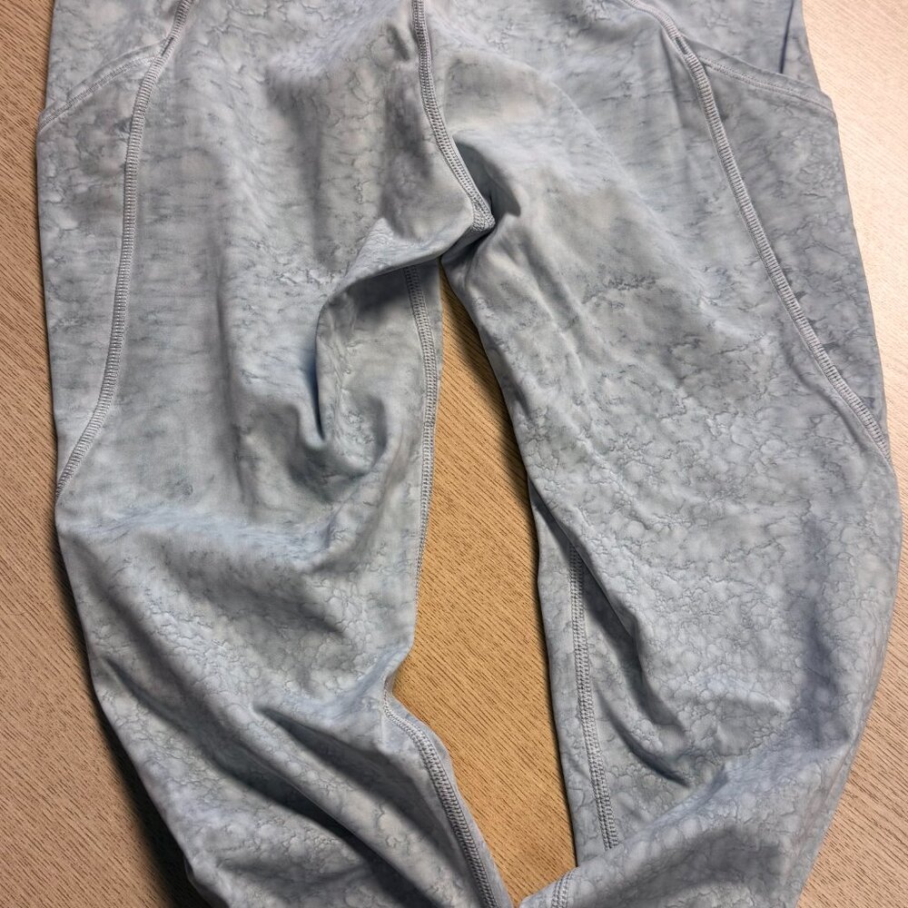 Lululemon Fast and Free High Rise Tight 25" - Picture 3 of 4